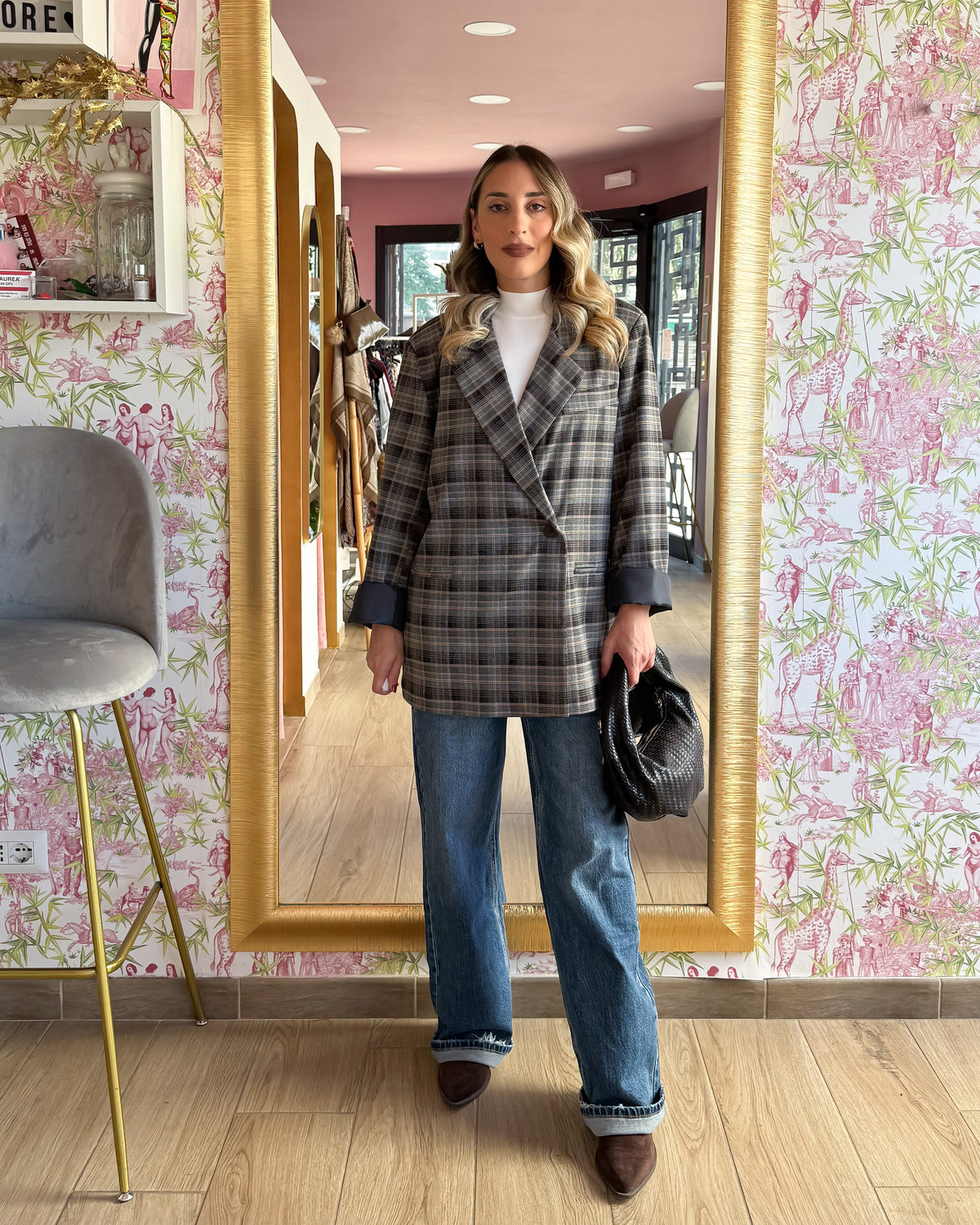 Blazer over Claudia