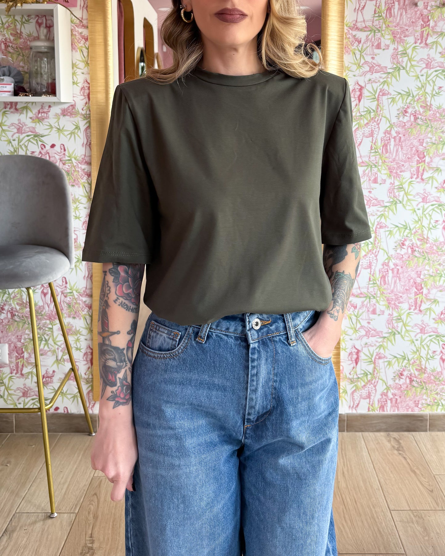 T-shirt spalline